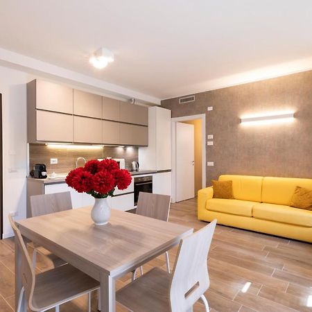 West Milan - Modern And Comfortable Apartment מראה חיצוני תמונה